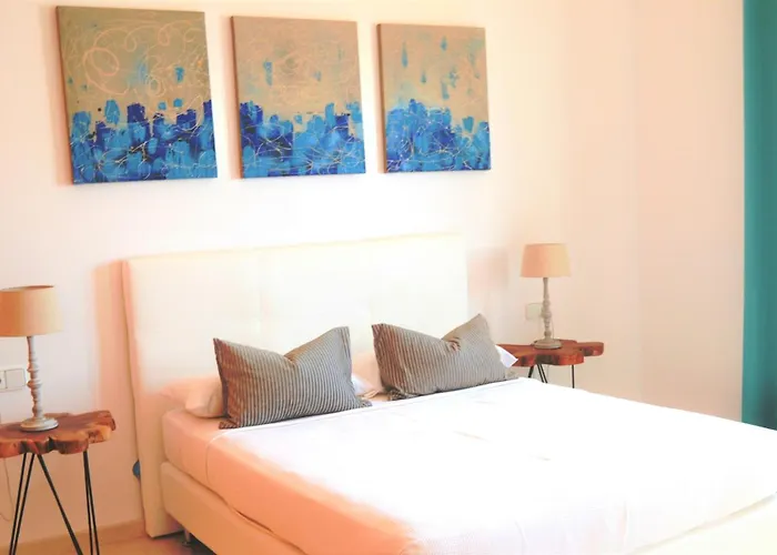 Grand Famara 别墅 *